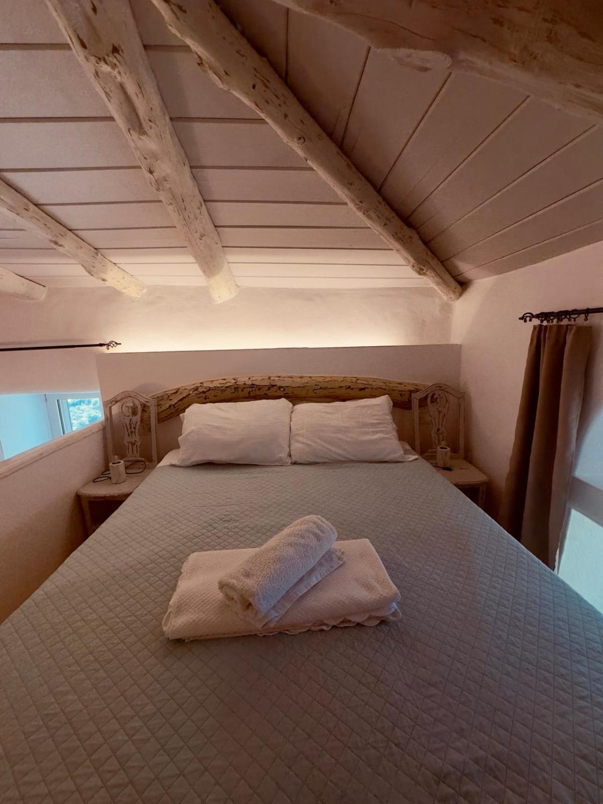 Richie'S Sea View Romantic Residences Ipsila エクステリア 写真