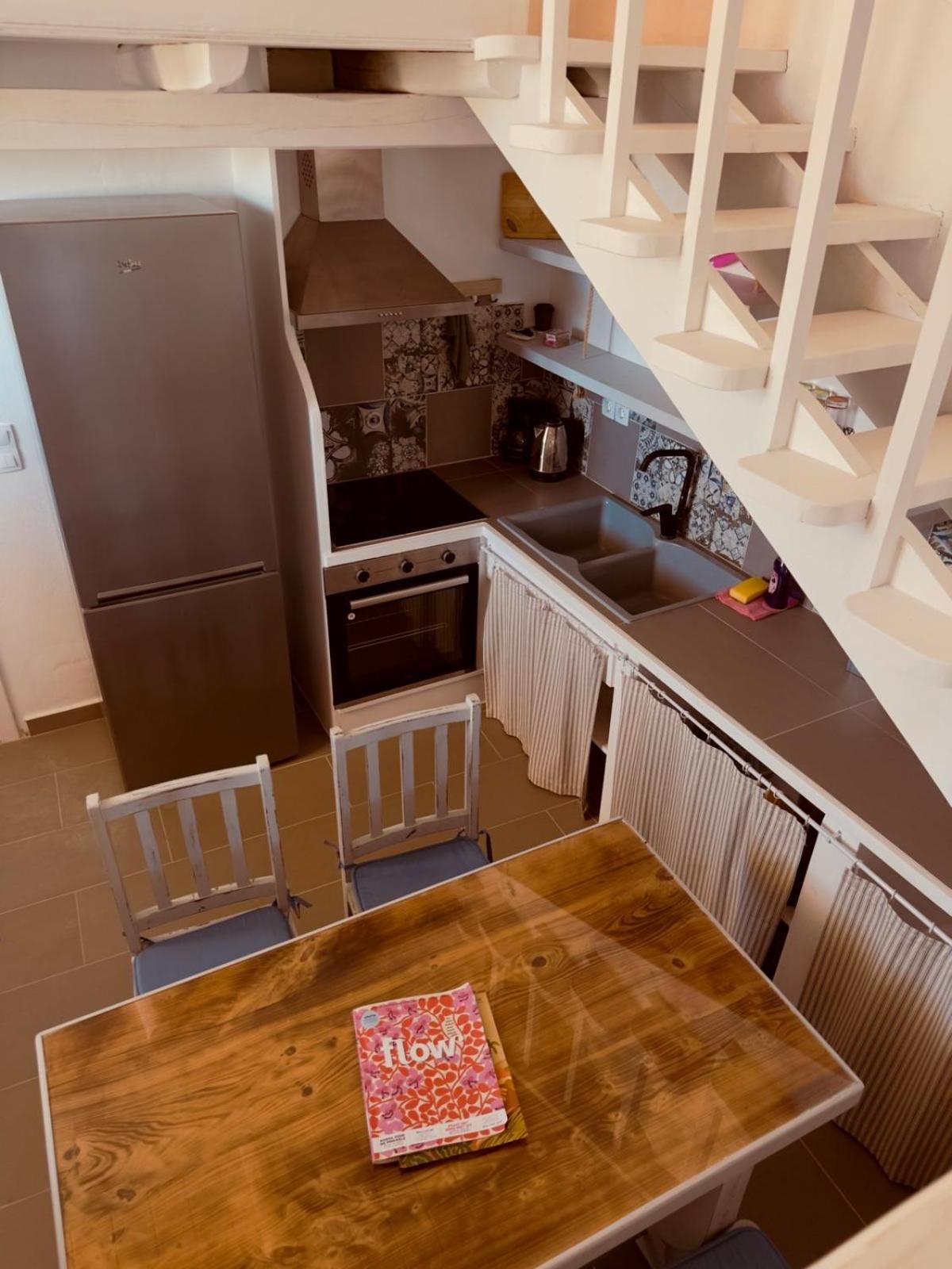 Richie'S Sea View Romantic Residences Ipsila エクステリア 写真