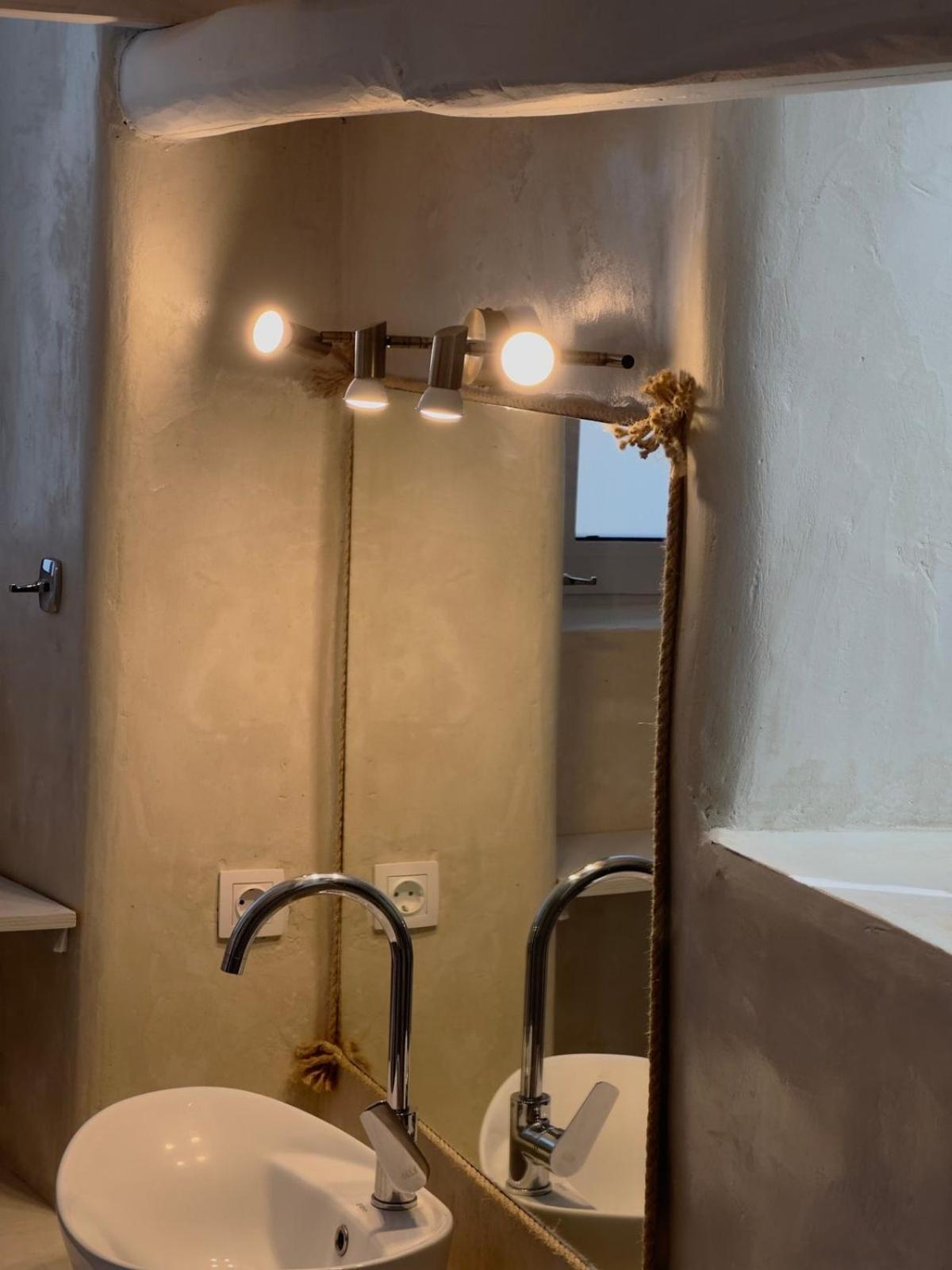 Richie'S Sea View Romantic Residences Ipsila エクステリア 写真